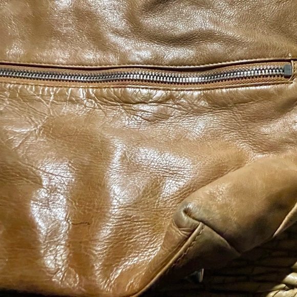 Women’s Hobo International Genuine Leather handbag bag - Picture 7 of 8